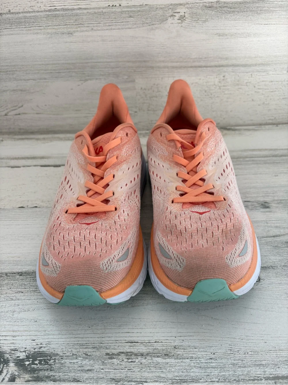 HOKA Women’s Size 9.5 Clifton 8 Lace Up Running Shoes In Peach